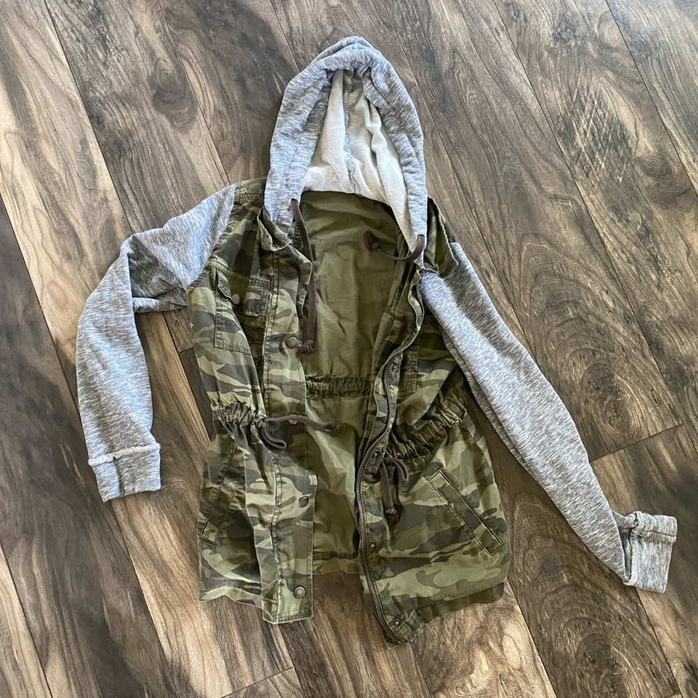 MUDD || Camo Jacket